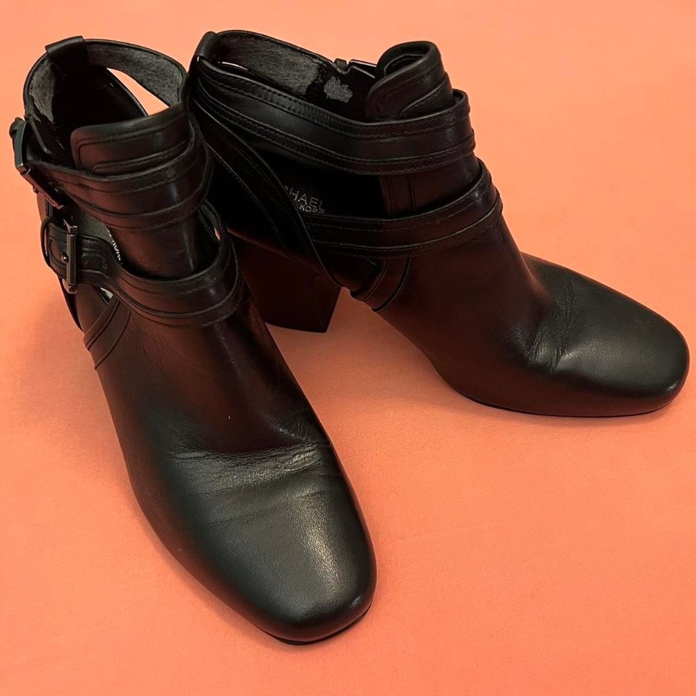 ★ black Michael Kors blaze cut-out heeled leather ankle boots with buckles